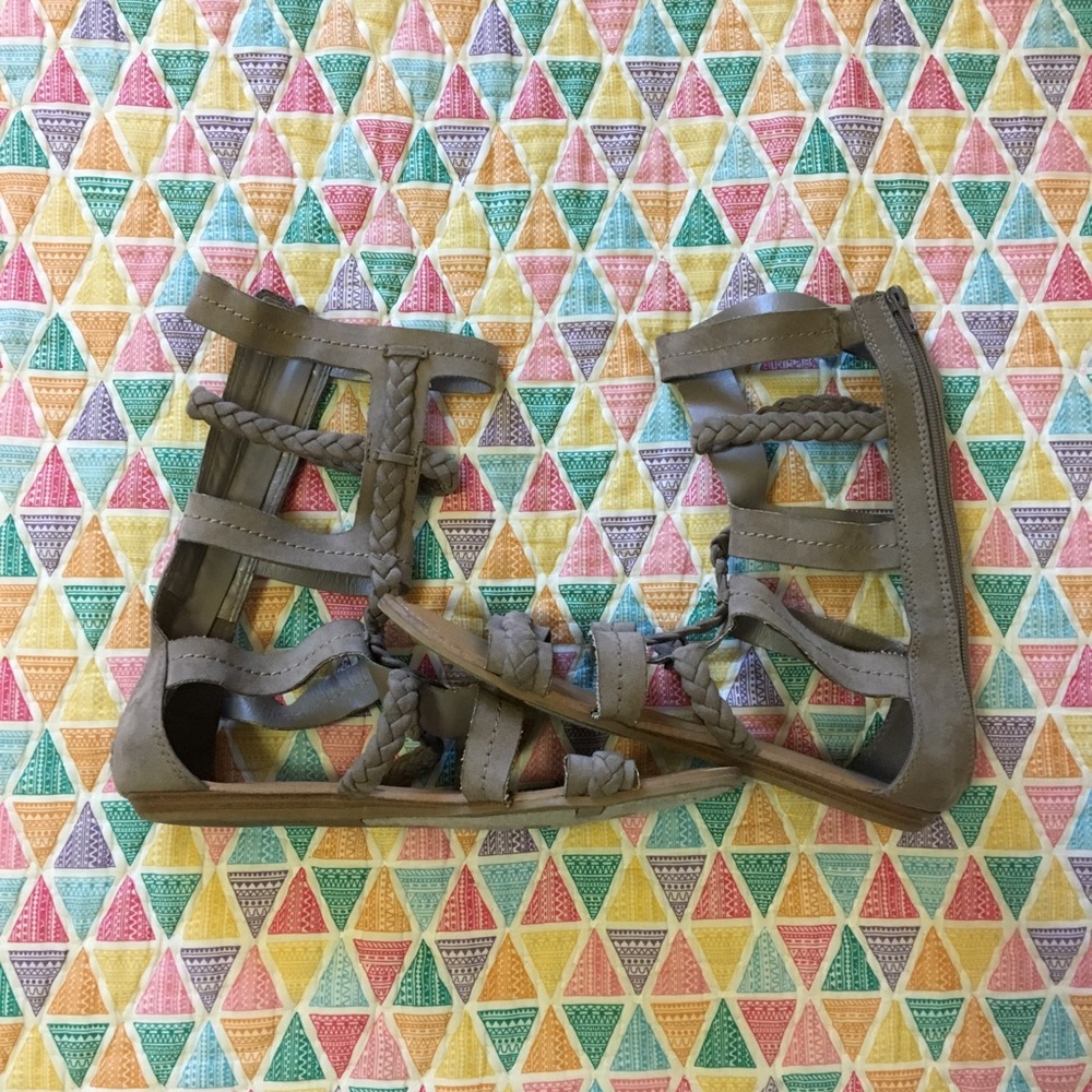 Women’s Fergalicious gladiator sandals - Picture 2 of 4